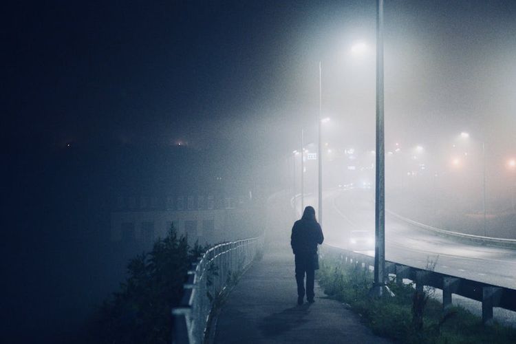 Ilustrasi suhu dingin. BMKG ungkap penyebab suhu dingin yang dirasakan di Bandung.