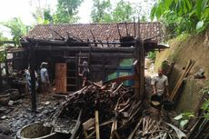 Rumah Pasangan Lansia Terbakar Ketika Ditinggal ke Ladang, Diduga Api dari Bara Tungku yang Tidak Dimatikan