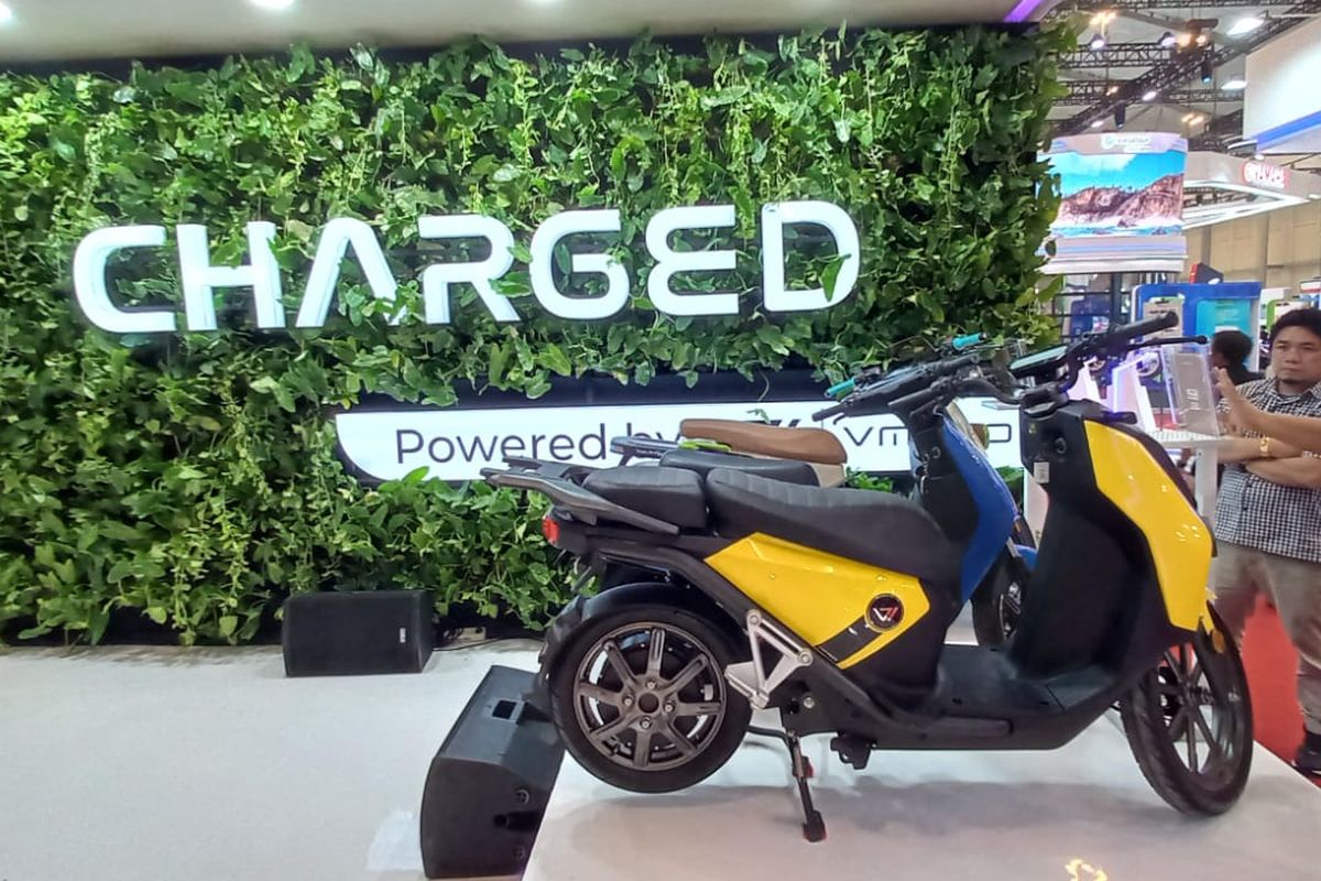 Charged Indonesia hadir di Indonesia Motorcycle Show (IMOS) 2023