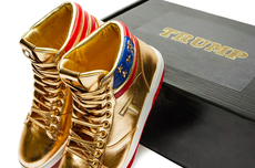 7 Fakta Sneakers Donald Trump, Warna Emas Seharga Rp 6,3 Juta