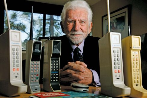 Mengenal Martin Cooper, Sang Penemu Telepon Genggam