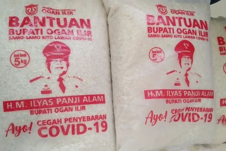 Inilah kemasan beras untuk warga kobran terdampak covid 19 yang terdapat gambar wajah Bupati Ogan Ilir Ilyas Panji Alam yang menggegerkan warga Ogan Ilir Sumatera Selatan.