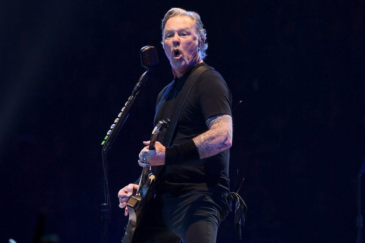 James Hetfield tampil bersama Metallica di Bridgestone Arena, Nashville, Tennessee, pada 24 Januari 2019.