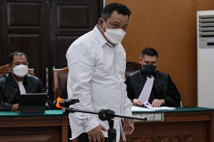 Terdakwa pembunuhan berencana terhadap Nofriansyah Yosua Hutabarat atau Brigadir J, Kuat Ma'ruf menjalani sidang tanggapan Jaksa Penuntut Umum atas eksepsi penasehat hukum terdakwa di Pengadilan Negeri Jakarta Selatan, Kamis (20/10/2022).