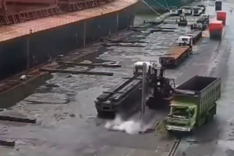 Kecelakaan Maut di Pelabuhan Ciwandan, Sopir Truk Tewas Kena Balok Baja