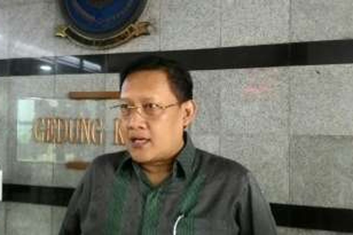 Direktur Operasional dan Airport Service Lion Air Daniel Putut di Kantor Kementerian Perhubungan, Jakarta, Senin (16/5/2016)