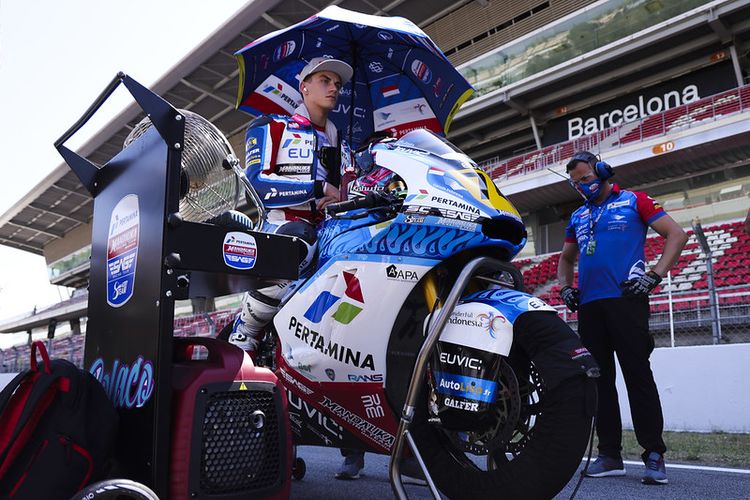 Piotr Biesiekirski kembali menjadi wildcard untuk Pertamina Mandalika SAG Team pada dua seri terakhir Moto2 2021