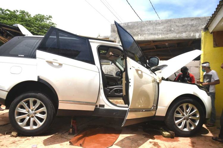 Mobil mewah Dedi Mulyadi