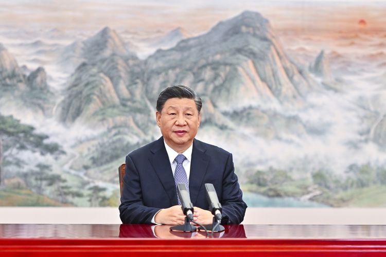 Presiden China Xi Jinping saat berpidato untuk KTT APEC (Asia-Pacific Economic Cooperation) melalui video, dari Beijing pada Kamis (11/11/2021).