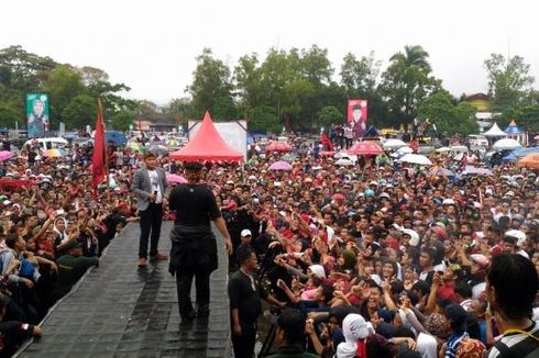 Sule hingga Komeng Ramaikan Kampanye Dicky Candra di Tasikmalaya