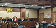 Saksi Kunci Sebut Harun Masiku Kirim Foto Bareng Hasto dan Djan Faridz di MA
