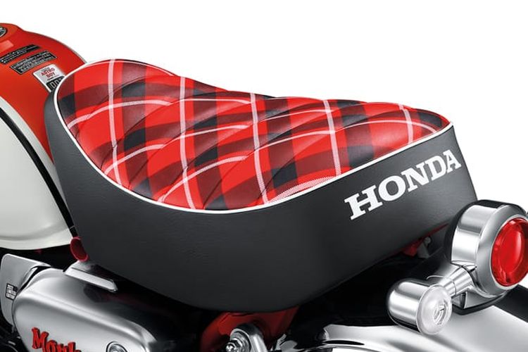 Cub House Thailand resmi merilis Honda Monkey 125 Astro Boy. 