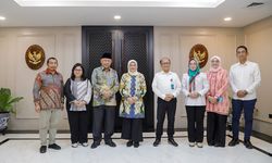 Bertemu Dubes Persatuan Emirat Arab, Menaker Ida Bahas Tindak Lanjut Kerja Sama Penempatan PMI