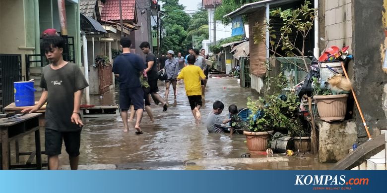 Korban Banjir di Cipinang Melayu Butuh Baju Layak Pakai
