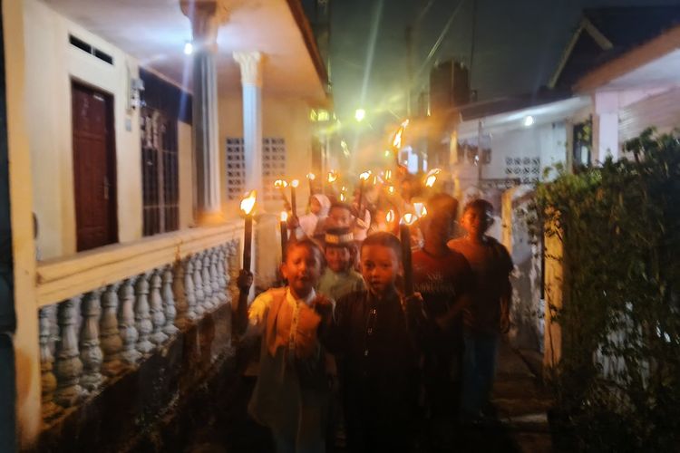 Menjaga Cahaya Tradisi, Warga Serang Sambut 1 Muharam dengan Pawai Obor dan Rudat