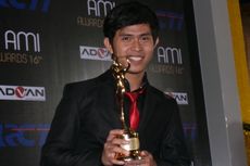 Bawa Pulang Piala AMI Awards, Cakra Khan Merasa Terbebani