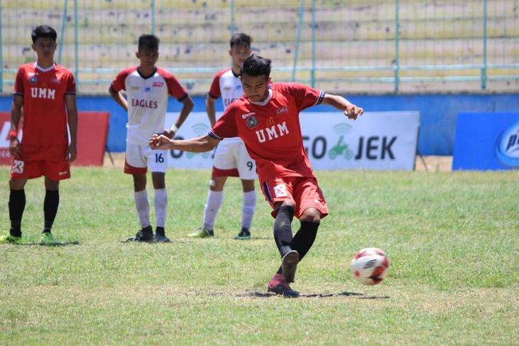 Universitas Muhammadiyah Malang (UMM) melangkah ke final LIMA Football Nationals 2018. Di semifinal pada Senin (24/9), UMM menghentikan perlawanan dan kejutan runner-up Pul Putih, Univ. Pelita Harapan (UPH) Banten.