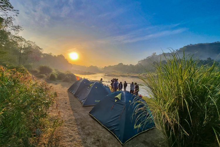 Potrobayan River Camp, salah satu tempat camping di Yogyakarta.