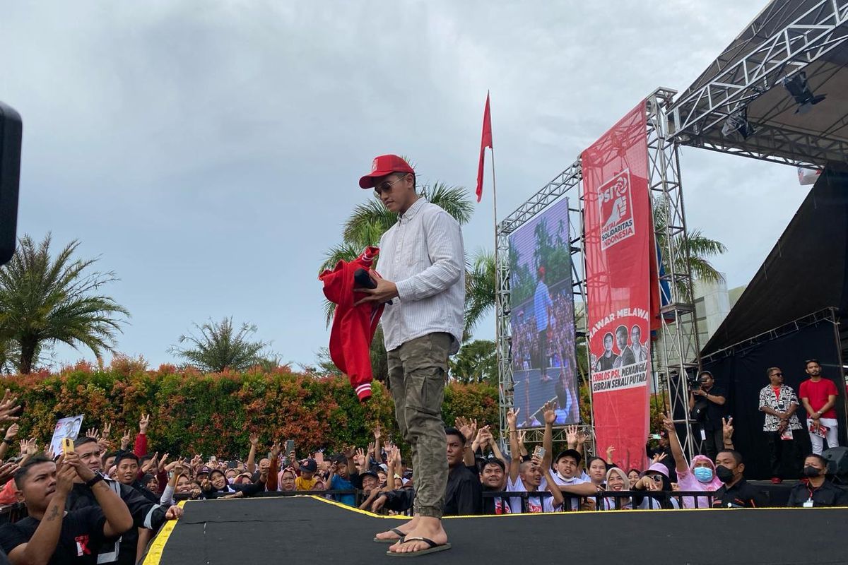 Ketua Umum PSI, Kaesang Pangarep saat berkampanye di Pontianak, Kalimantan Barat, Selasa (30/1/2024).