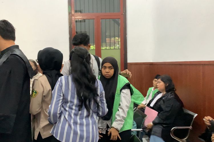 Hakim Minta Jaksa Pastikan Pemilik Lahan Rumah Dinas Bea Cukai yang Dirobohkan dengan Ekskavator