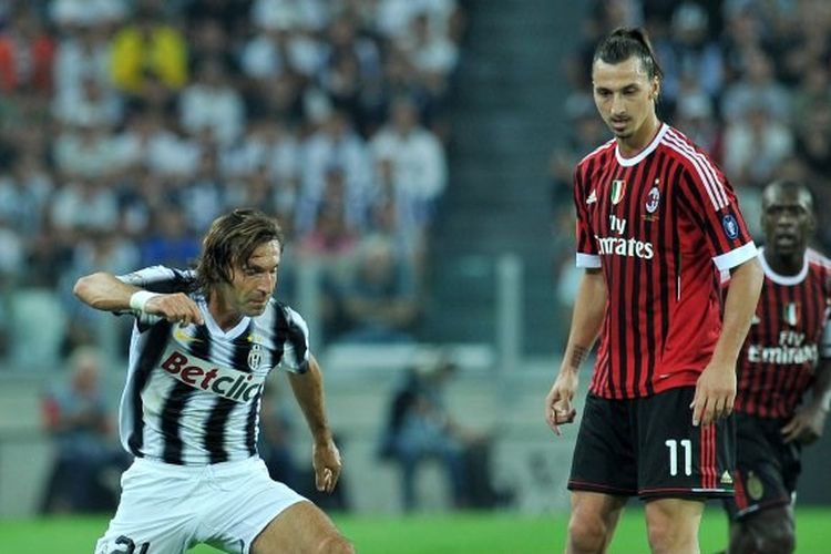 Andrea Pirlo (kiri) bersama Zlatan Ibrahimovic (kanan), kala masih aktif membela Juventus.