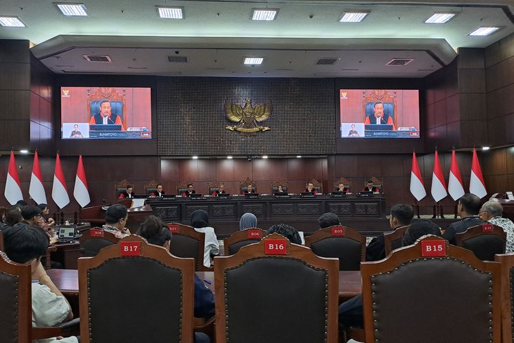 MK Hapus Pasal Penghinaan Pemerintah: Lembaga Negara Berbeda dengan Manusia