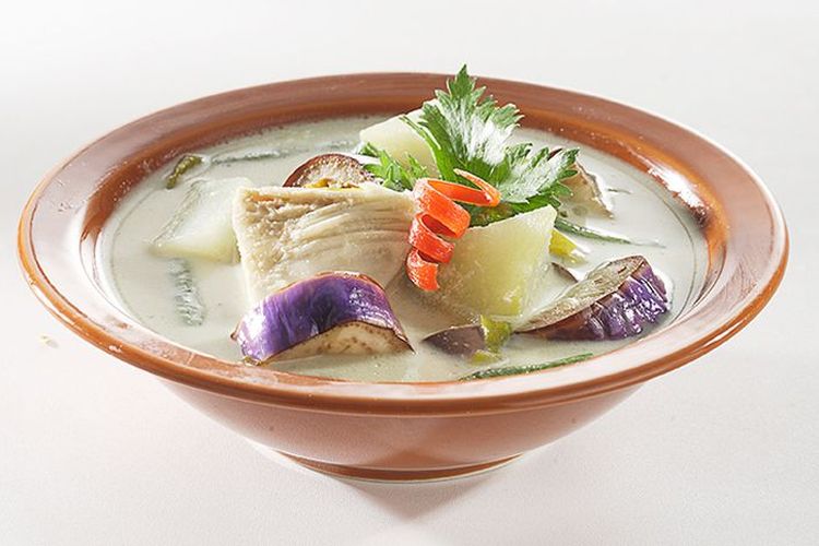 Resep sayur lodeh terong untuk menu makan siang yang praktis 