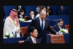 Diplomat Eropa Tolak Foto Bersama Menlu Rusia di KTT G20, AS Batalkan Sesi Pemotretan