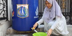 Apresiasi Ibu di Hari Kartini, PAM JAYA Bagikan Toren Air Gratis 