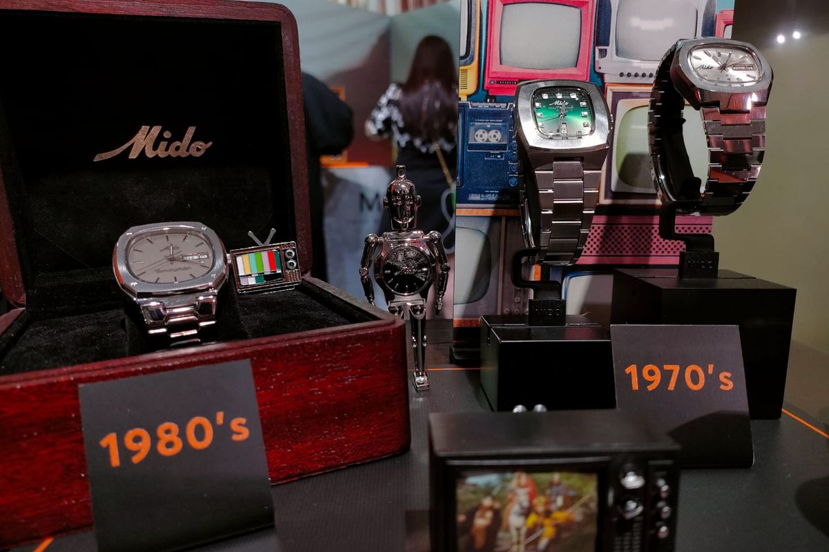 Koleksi arloji Mido Multifort generasi awal juga ikut dipamerkan dalam peluncuran arloji Mido Multifort TV Big Date untuk pasar Asia, di Bangkok, Thailand, Kamis malam (29/6/2023).