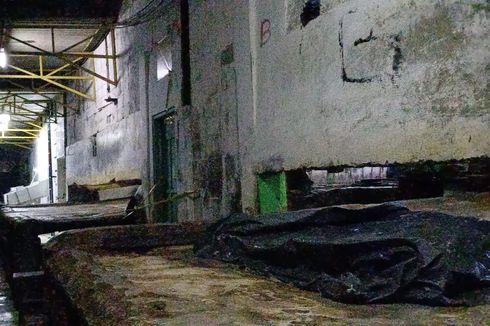 Bau Gosong dan Gas yang Bikin Perih Mata Warga akibat Kebocoran Pipa di Pabrik Es Karawaci