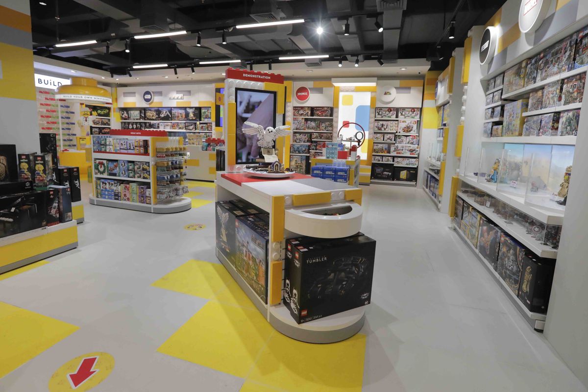 Lego Certified Store di Pondok Indah Mal 3