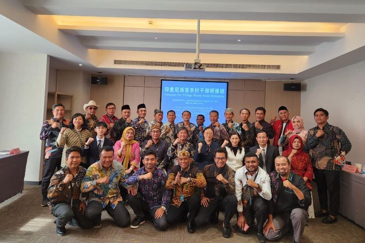 Kegiatan benchmark study kepala desa (kades) delegasi Indonesia batch ketiga yang digelar di China sukses dilaksanakan sejak Sabtu (14/10/2023) hingga Rabu (25/10/2023).
