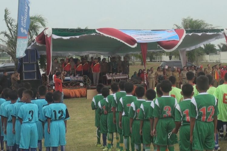 Dua kesebelaan dari dua sekolah dasar di Ogan Ilir bertanding serius agar dapat menjadi juara dan mewakili Ogan Ilir dalam kejuaraan sejenis di tingkat Provinsi Sumsel.