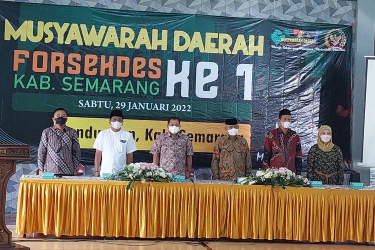 Bupati Semarang Ngesti Nugraha saat pembukaan Musda Forsekdes