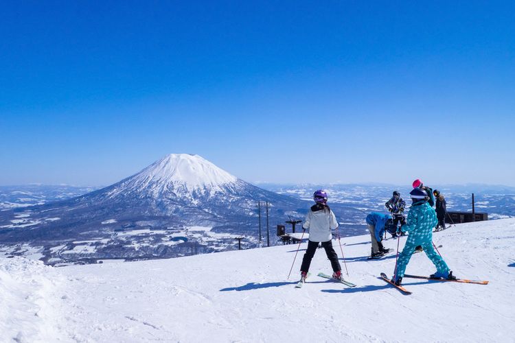 Main ski saat musim dingin  di Niseko, Hokkaido.
