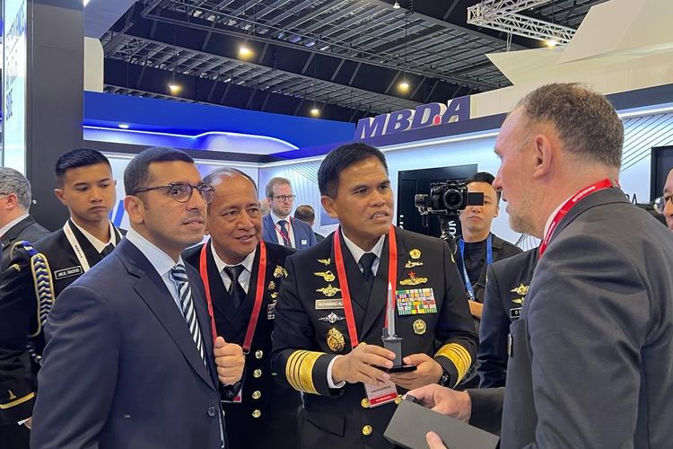 Kepala Staf TNI Angkatan Laut (KSAL) Laksamana Muhammad Ali menghadiri acara International Maritime Defence Exhibition & Conference (IMDEX) Asia 2023 yang digelar pada Rabu (3/5/2023) hingga Jumat (4/5/2023) di Changi Exhibition Centre (CEC) & Changi Naval Base (CNB), Rabu (3/5/2023), Singapura.