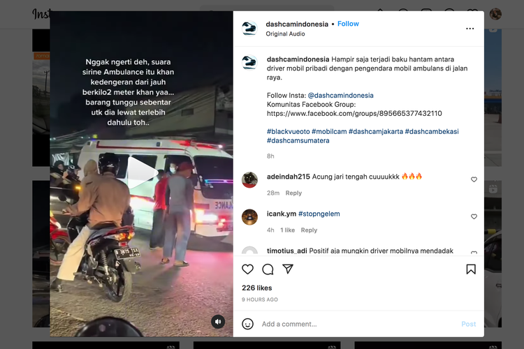 Aksi pengemudi mobil melakukan perbuatan tak terpuji ke sopir ambulans viral di media sosial