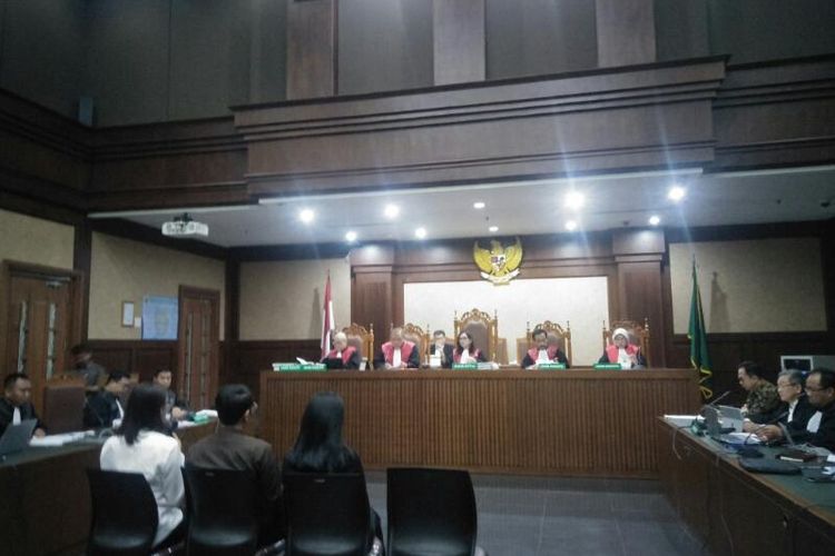 Sidang Kasus Tindak Pidana Pencucian Uang dengan Terdakwa Tubagus Chaeri Wardana Alias Wawan di Pengadilan Negeri Jakarta Pusat, Senin (9/3/2020)