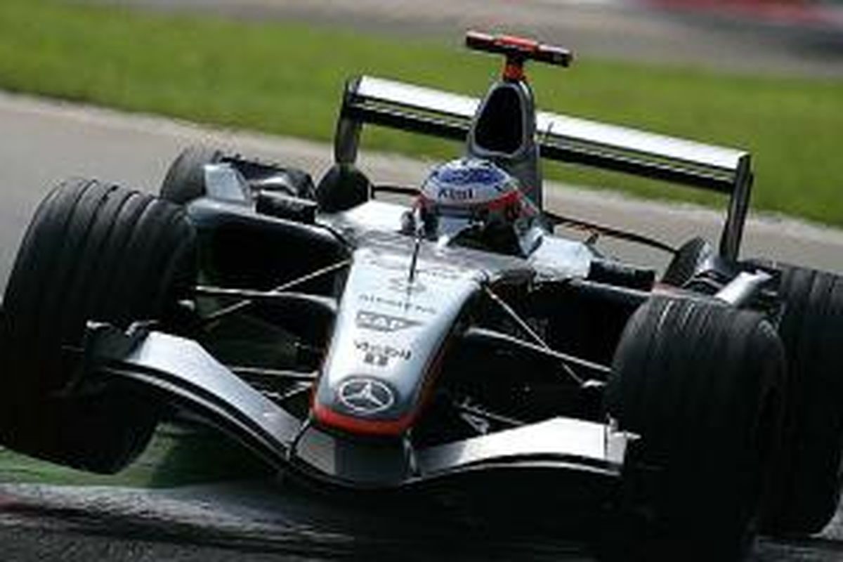 Kimi Raikkonen saat melibas Monza di 2005