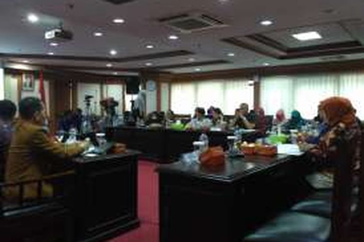 Ombudsman melakukan pertemuan dengan Kementerian terkait dalam memonitor saran terbuka, Jakarta, Selasa (27/9/2016)