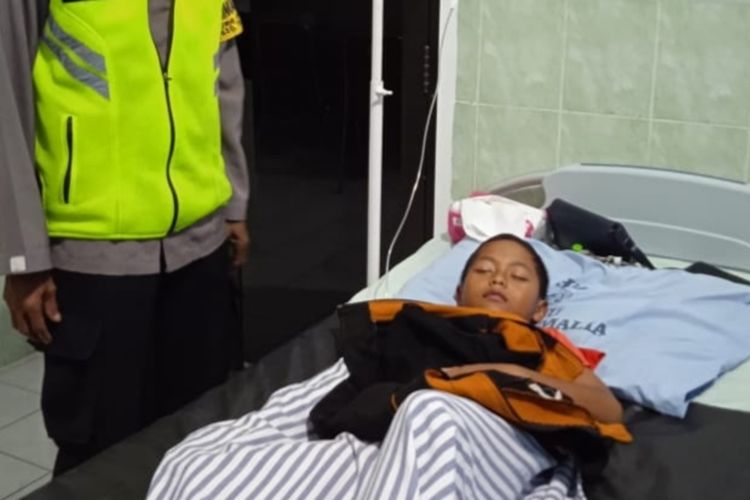 Warga dirawat di rumah sakit terdekat setelah mual, muntah dan diare usai menyantap tempe di Kalurahan Kulur, Kapanewon Temon, Kabupaten Kulon Progo, Daerah Istimewa Yogyakarta.