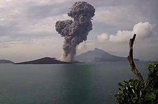 [HOAKS] Imbauan Tidak Berlibur ke Anyer karena Gunung Anak Krakatau Erupsi