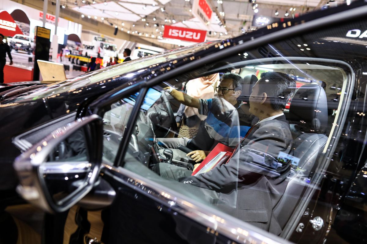 Suasana pameran Gaikindo Indonesia Internasional Auto Show (GIIAS) 2019 di Indonesia Convention Exebition (ICE) BSD, Serpong, Tangerang, Banten, Kamis (25/7/2019). GIIAS 2019 yang akan berlangsung 18 - 28 juli 2019 diikuti 20 merek kendaraan penumpang, 10 merek kendaraan komersil dan koroseri dan 12 merek sepeda motor.