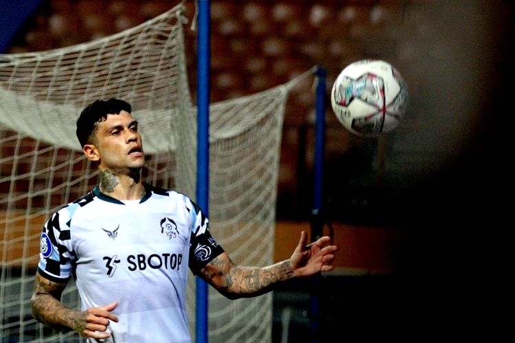 Profil Ciro Alves Pencetak Hat trick Pertama di Liga 1 2021 2022