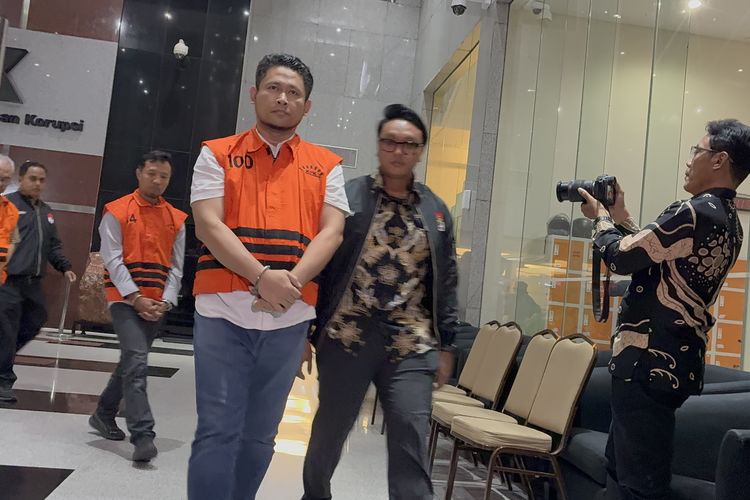 KPK Tahan Pejabat Pemkab Lamongan dan 2 Pihak Swasta di Kasus Pembangunan Gedung Kantor