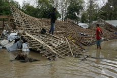 Kandang Berisi 12.000 Ayam Roboh Diterjang Banjir, Peternak Ini Rugi Ratusan Juta Rupiah
