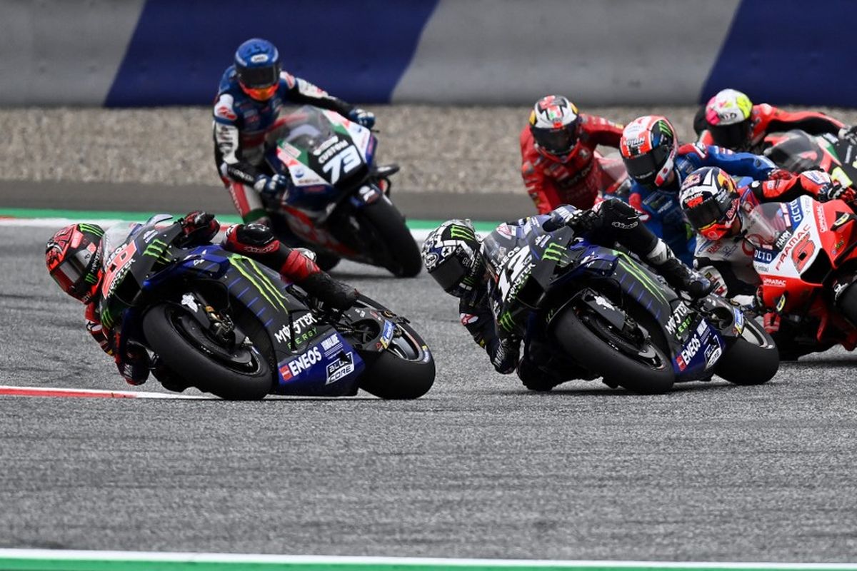 Maverick Vinales saat balapan pada MotoGP Styria 2021 (Photo by Joe Klamar / AFP)