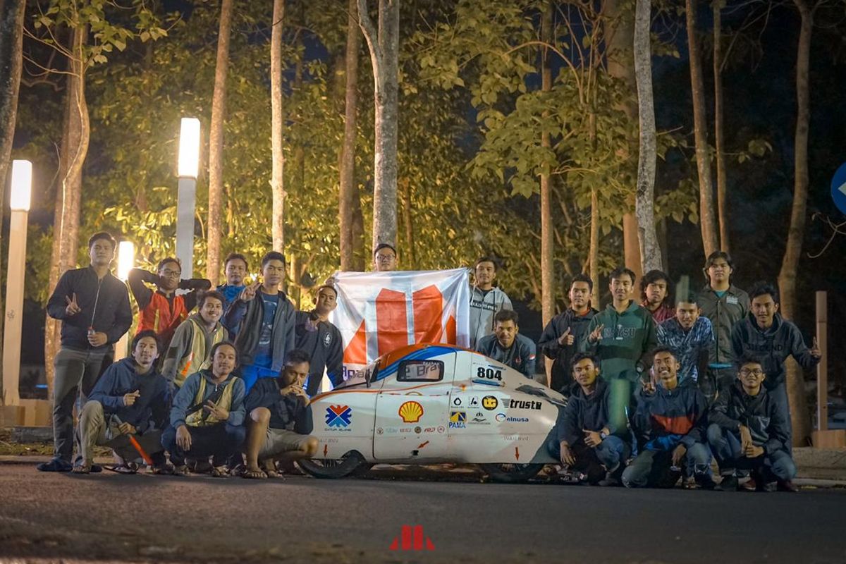 Robot Sterilisasi Virus Covid-19 karya mahasiswa Universitas Brawijaya (UB) berhasil menjadi juara pertama di kompetisi Spirit of Shell Eco-Marathon (SEM) Asia 2020.