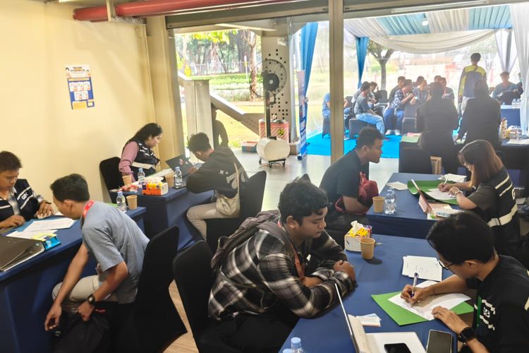 200 Pekerja Hotel Sultan Sudah Melapor ke Posko GBK